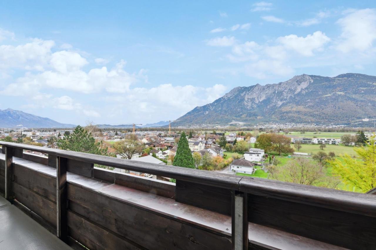 Sonniges Apartment Mit Traumhaftem Bergblick Buchs  Buitenkant foto