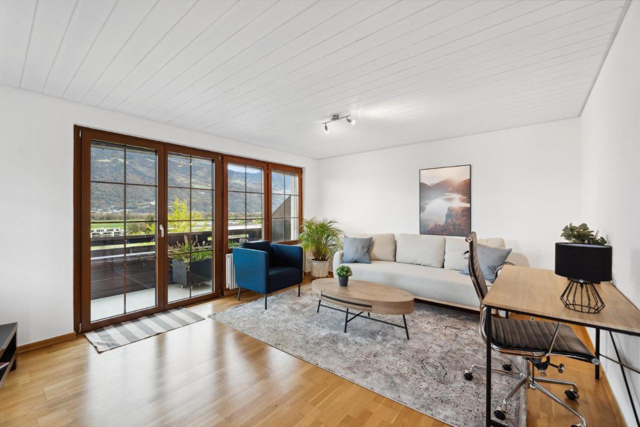 Sonniges Apartment Mit Traumhaftem Bergblick Buchs  Buitenkant foto